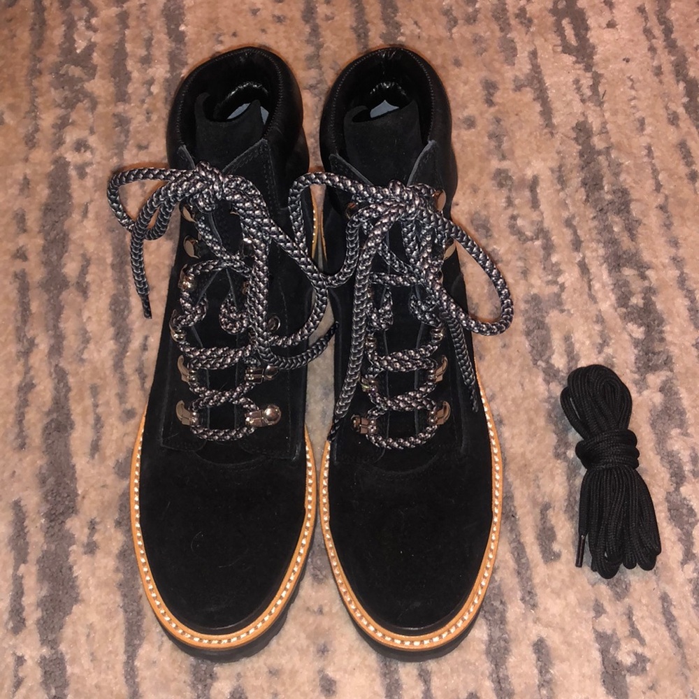 Marc Fisher Idarin Boot